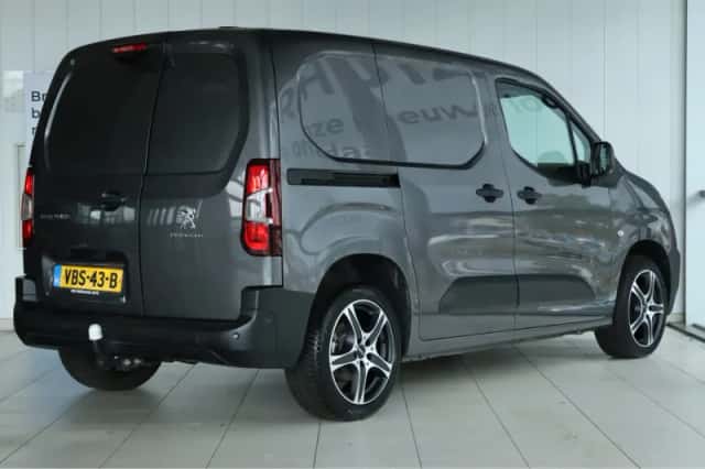 Peugeot Partner (2019) thumbnail 3