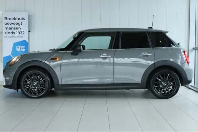 MINI Mini (2018) thumbnail 4
