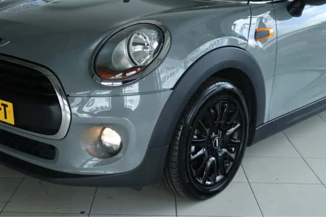 MINI Mini (2018) thumbnail 6