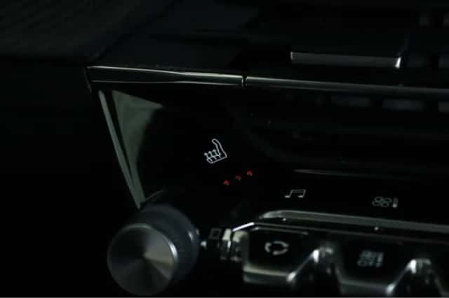 Peugeot e-2008 (2021) thumbnail 24