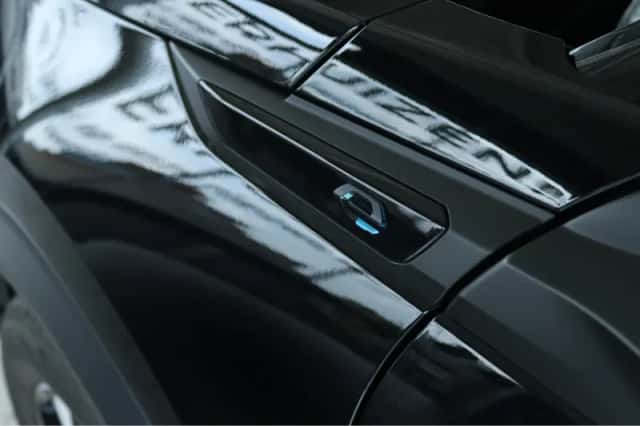 Peugeot e-2008 (2021) thumbnail 10