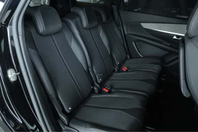 Peugeot 5008 (2023) thumbnail 22