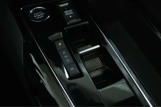 Peugeot 5008 (2023) thumbnail 29