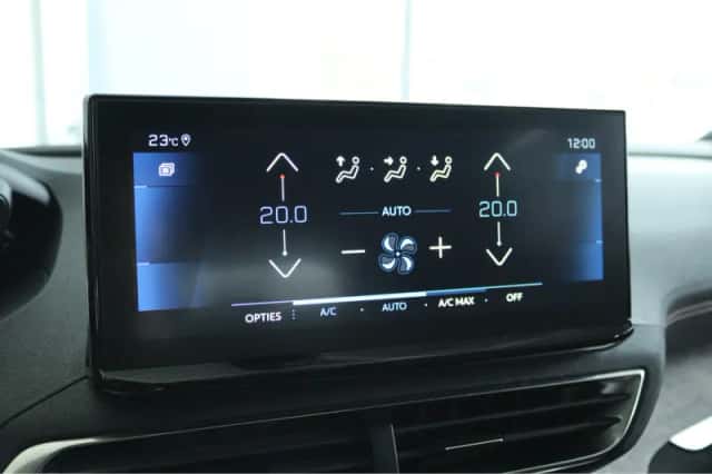 Peugeot 5008 (2023) thumbnail 33