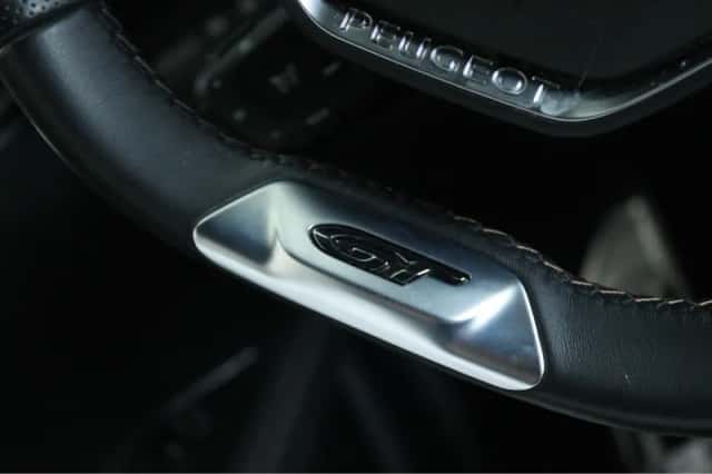 Peugeot 5008 (2023) thumbnail 43
