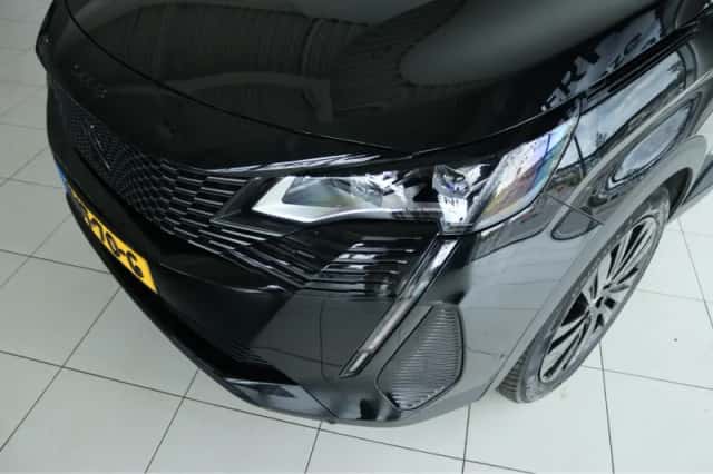 Peugeot 5008 (2023) thumbnail 6