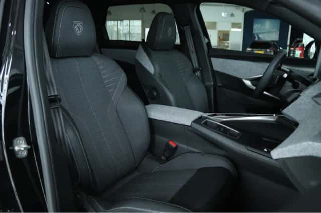 Peugeot 5008 (2025) thumbnail 3