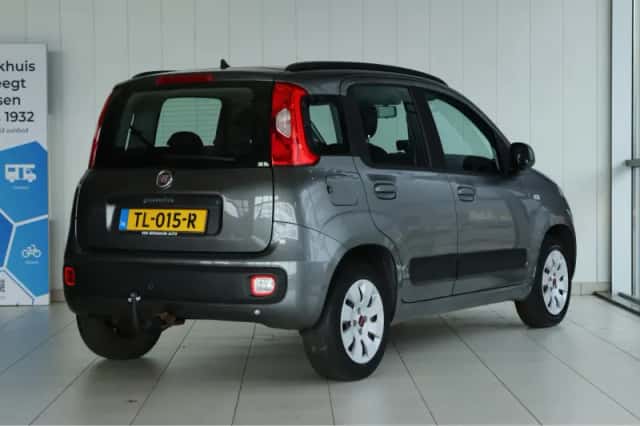 Fiat Panda (2018) thumbnail 2