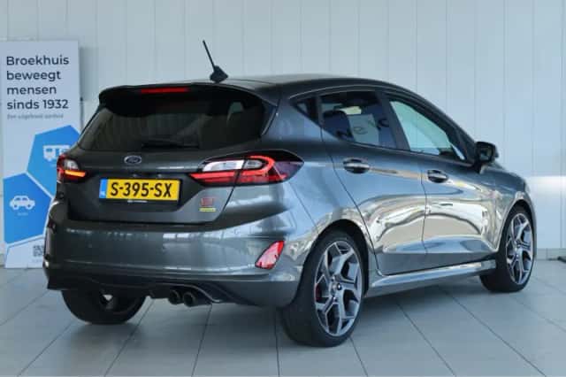 Ford Fiesta (2023) thumbnail 2