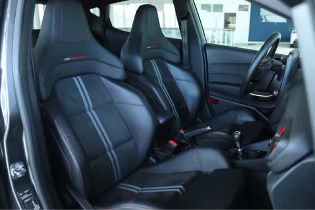 Ford Fiesta (2023) thumbnail 3