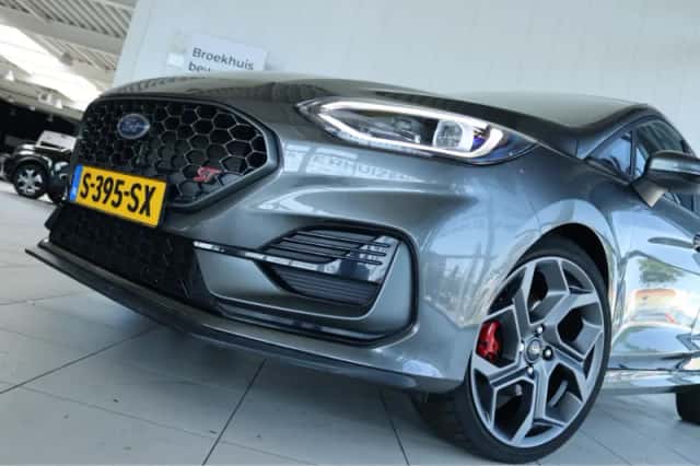 Ford Fiesta (2023) thumbnail 5