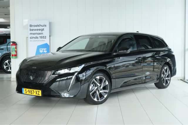 Peugeot 308 (2023) thumbnail 1