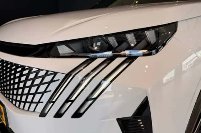 Peugeot e-3008 (2026) thumbnail 5