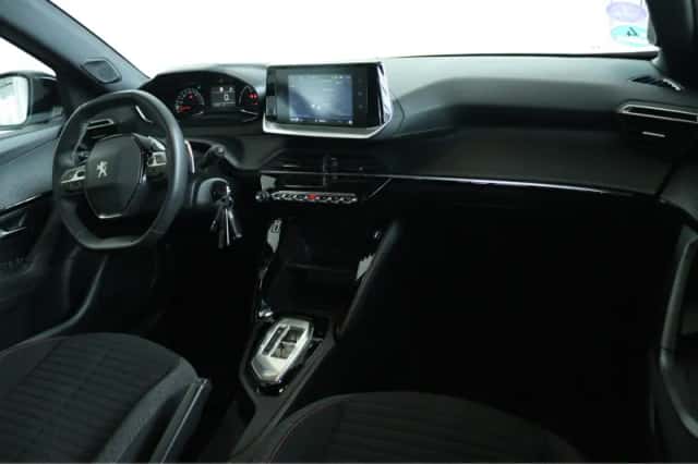 Peugeot 2008 (2023) thumbnail 4