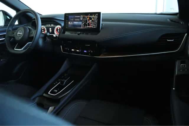 Nissan Qashqai (2023) thumbnail 4