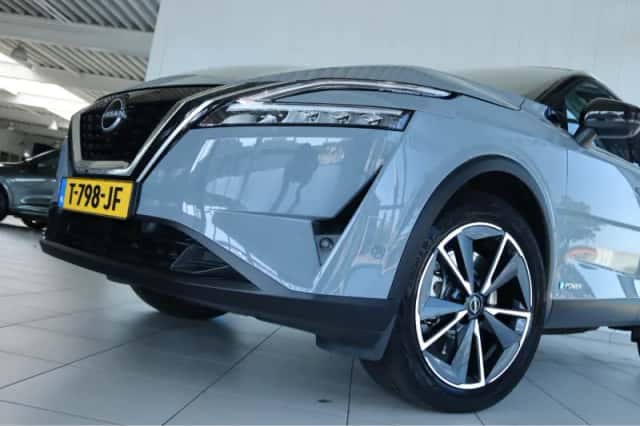Nissan Qashqai (2023) thumbnail 5