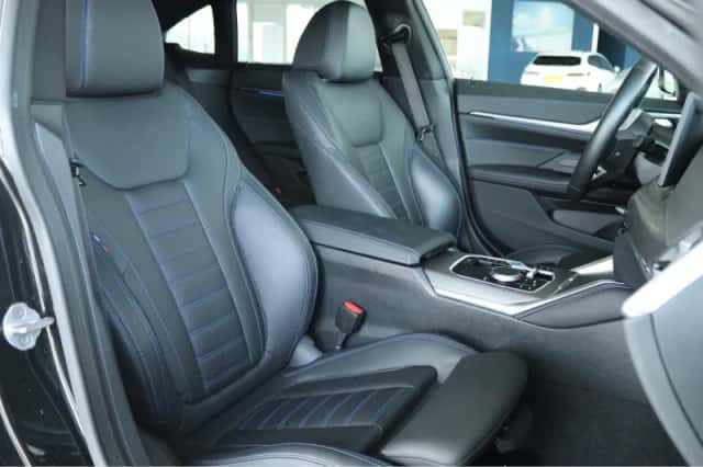 BMW i4 (2025) thumbnail 3