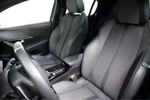Peugeot 208 (2024) thumbnail 17