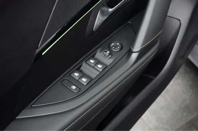 Peugeot 208 (2024) thumbnail 20