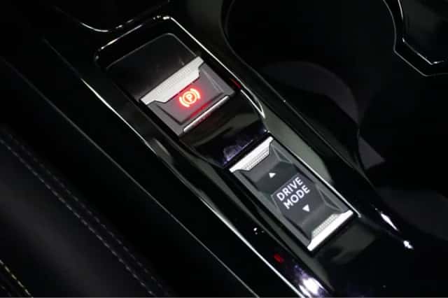 Peugeot 208 (2024) thumbnail 26