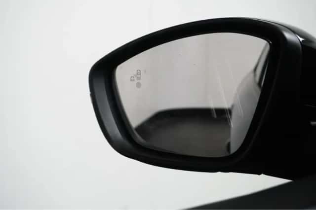 Peugeot 208 (2024) thumbnail 6