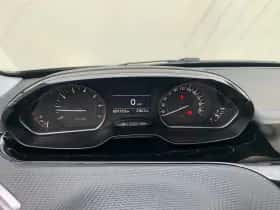 Peugeot 208 (2018) thumbnail 14