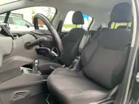 Peugeot 208 (2018) thumbnail 23
