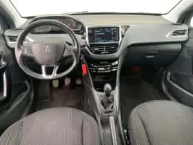 Peugeot 208 (2018) thumbnail 26