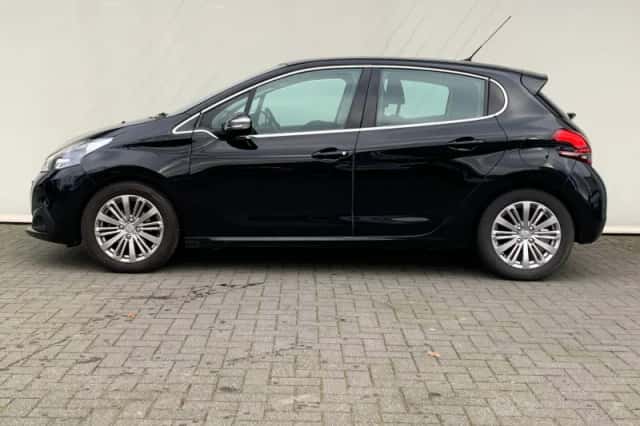 Peugeot 208 (2018) thumbnail 4
