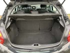 Peugeot 208 (2018) thumbnail 32