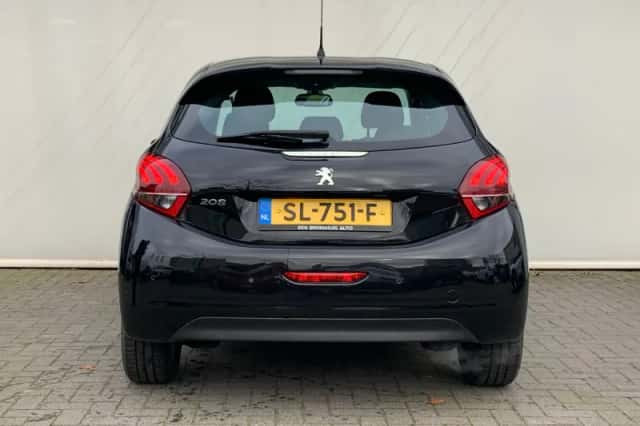Peugeot 208 (2018) thumbnail 6