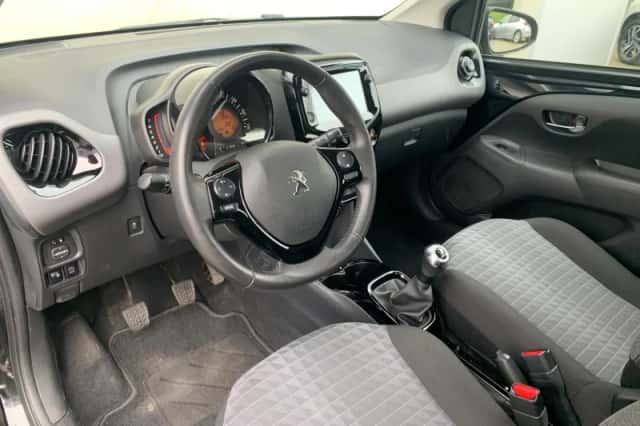 Peugeot 108 (2020) thumbnail 8