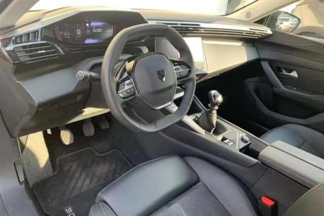 Peugeot 308 (2025) thumbnail 8