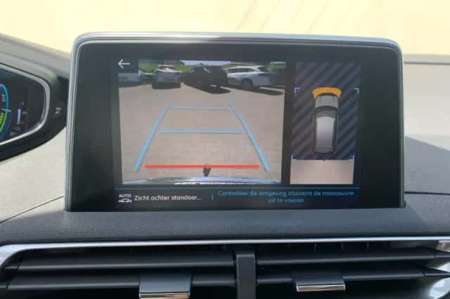 Peugeot 3008 (2020) thumbnail 18
