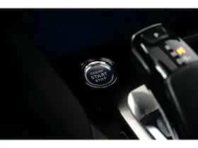 Peugeot 3008 (2020) thumbnail 18