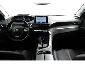 Peugeot 3008 (2020) thumbnail 24