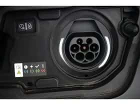 Peugeot 3008 (2020) thumbnail 30