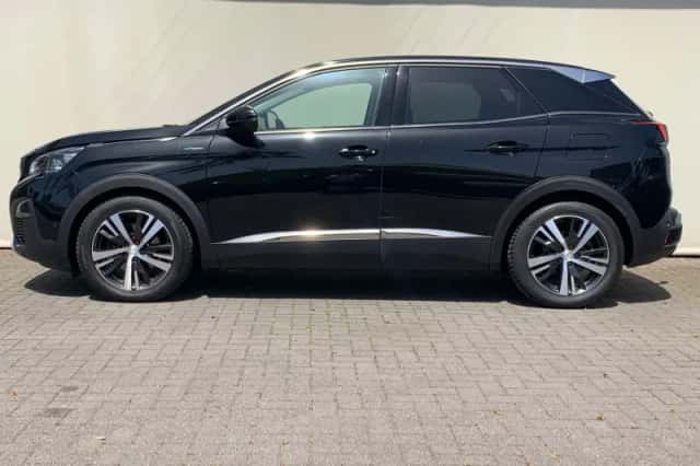 Peugeot 3008 (2020) thumbnail 4