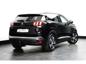 Peugeot 3008 (2020) thumbnail 4