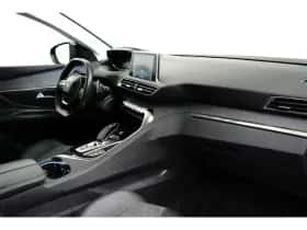 Peugeot 3008 (2020) thumbnail 8
