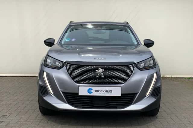 Peugeot 2008 (2022) thumbnail 2