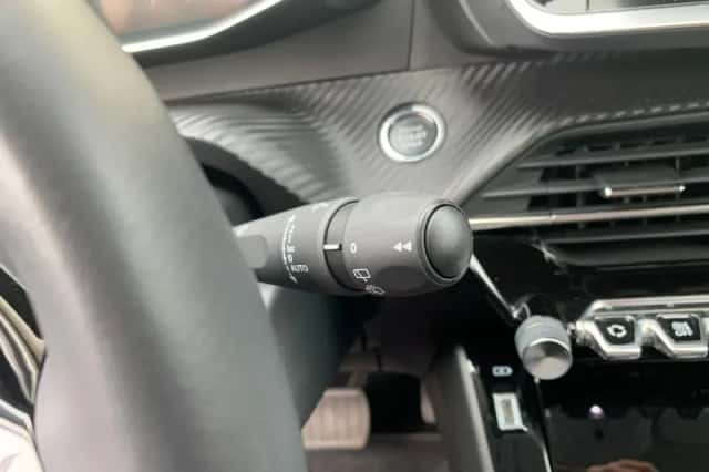 Peugeot 2008 (2022) thumbnail 15