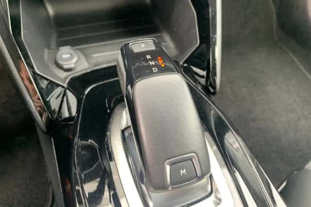 Peugeot 2008 (2022) thumbnail 25