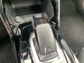 Peugeot 2008 (2022) thumbnail 25