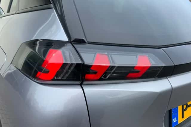 Peugeot 2008 (2022) thumbnail 34