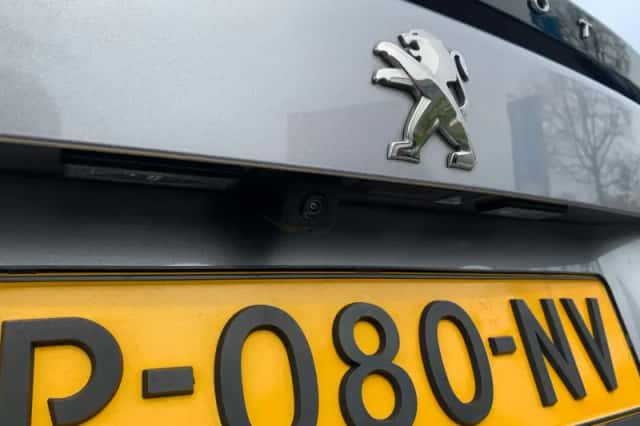 Peugeot 2008 (2022) thumbnail 36