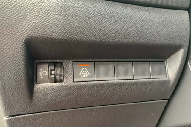 Peugeot 2008 (2022) thumbnail 10