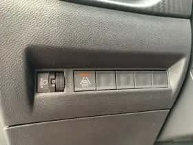 Peugeot 2008 (2022) thumbnail 10