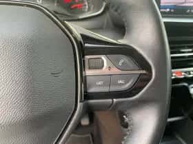 Peugeot 2008 (2021) thumbnail 14