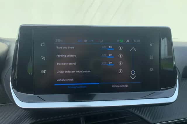 Peugeot 2008 (2021) thumbnail 17